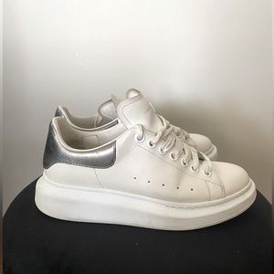 Alexander McQueen oversized sneakers size 8